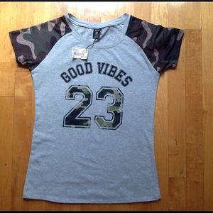 Good Vibes Camouflage Varsity T-Shirt Size Medium